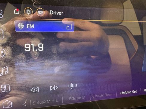 Used 2026 Chevrolet Equinox ACTIV w/ Convenience Package III image 32