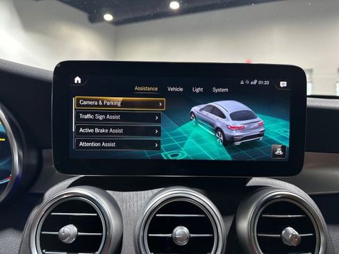 Used 2021 Mercedes-Benz GLC 300 4MATIC Coupe image 70
