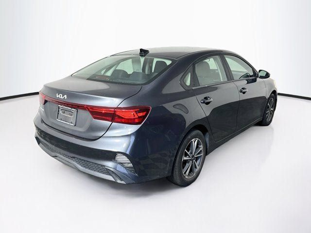 Certified 2024 Kia Forte LXS FWD image 5