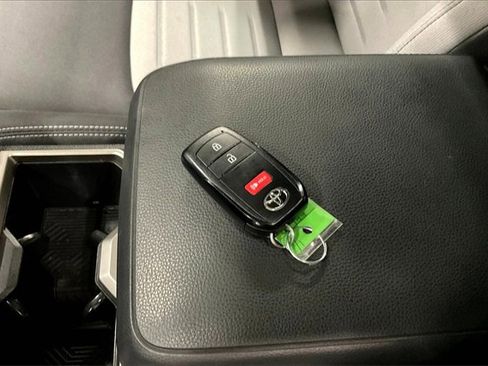 Used 2025 Toyota Tacoma TRD Off-Road w/ TRD Off Road Upgrade Package image 11