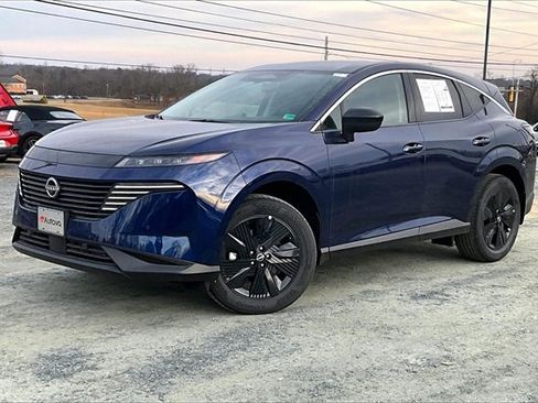 Used 2025 Nissan Murano SV image 2