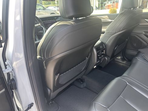 New 2025 Jeep Grand Cherokee Limited w/ Black Appearance Package AWD/4WD image 19