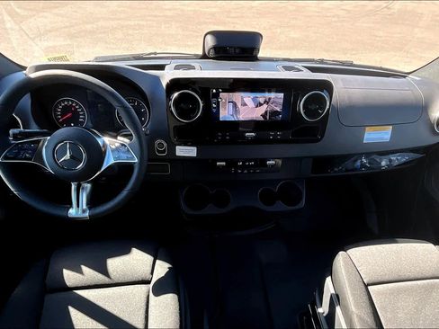 New 2026 Mercedes-Benz Sprinter 2500 image 5