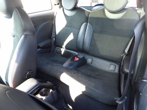 Used 2013 MINI Cooper S image 10