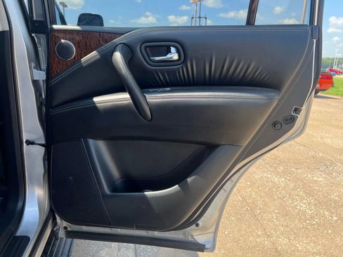 Used 2019 Nissan Armada SL w/ Premium Package image 19