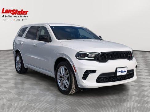 Used 2023 Dodge Durango GT image 7