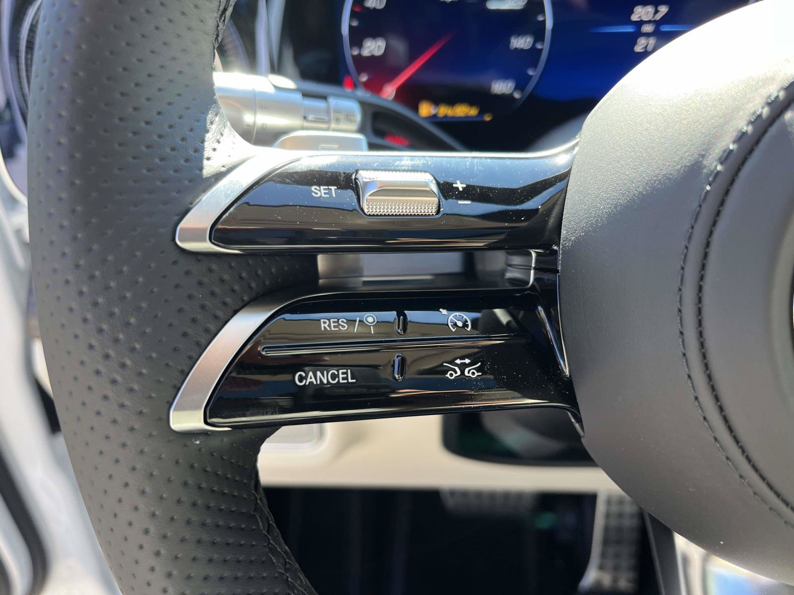 New 2027 Mercedes-Benz GLS 450 4MATIC image 23