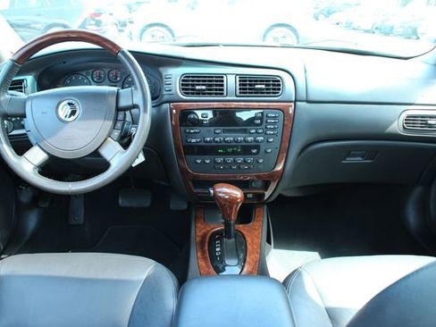 Used 2005 Mercury Sable LS image 16