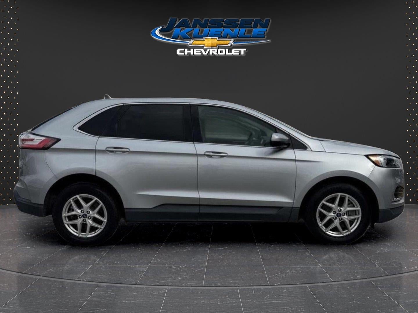 Used 2022 Ford Edge SEL AWD/4WD image 6