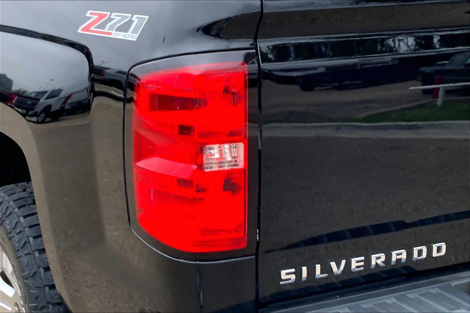 Used 2016 Chevrolet Silverado 1500 LT w/ All Star Edition AWD/4WD image 29