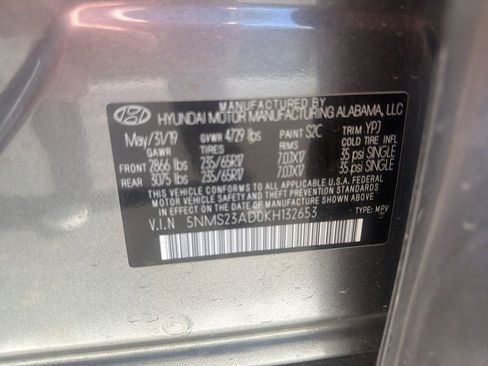 Used 2019 Hyundai Santa Fe SE FWD image 11