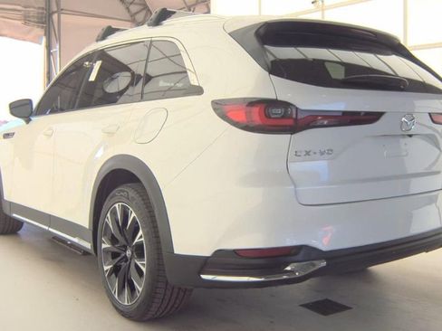 Used 2024 MAZDA CX-90 Plug-In Hybrid w/ Premium Plus AWD/4WD image 4