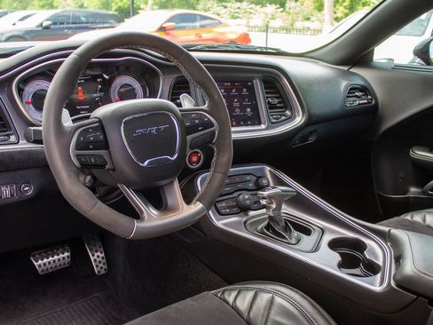 Used 2018 Dodge Challenger SRT Demon RWD image 11