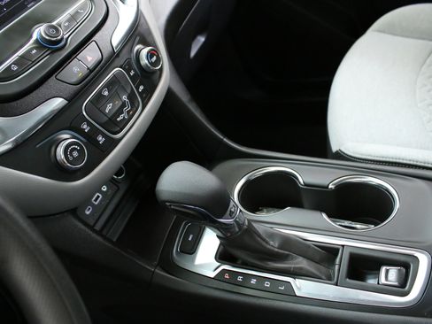 Used 2024 Chevrolet Equinox LS w/ LPO, Floor Liner Package image 20