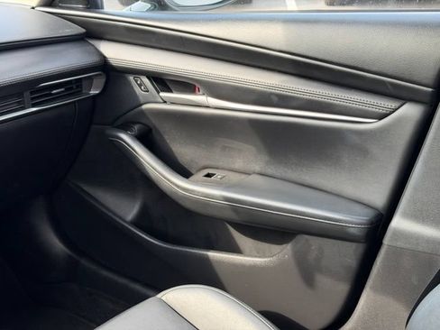 Used 2025 MAZDA MAZDA3 s FWD image 23