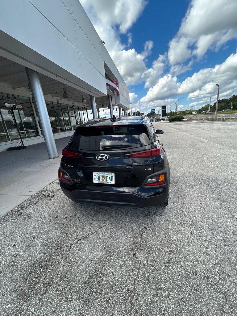 Used 2021 Hyundai Kona SEL Plus w/ Cargo Package AWD/4WD image 15