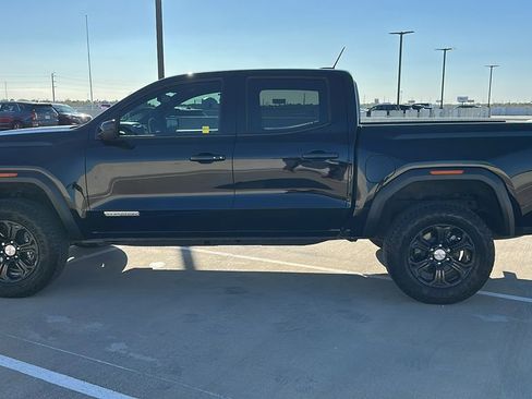 Used 2024 GMC Canyon Elevation w/ Convenience Package image 9