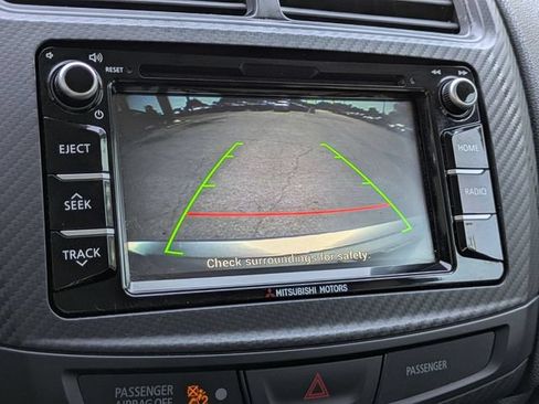 Used 2017 Mitsubishi Outlander Sport LE FWD image 29