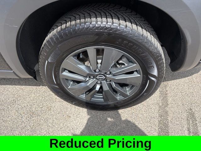 Used 2024 Nissan Pathfinder SV AWD/4WD image 44