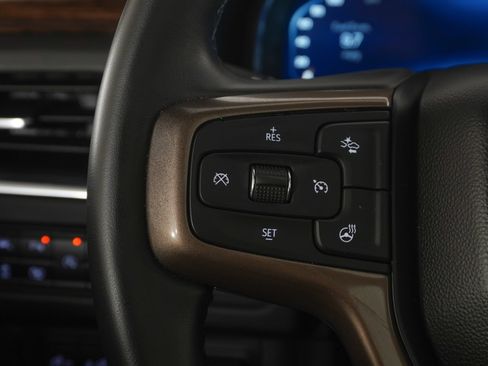 Used 2023 Chevrolet Tahoe High Country w/ Premium Package RWD image 22