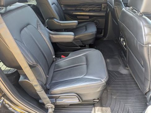 Used 2020 Ford Expedition Platinum AWD/4WD image 21