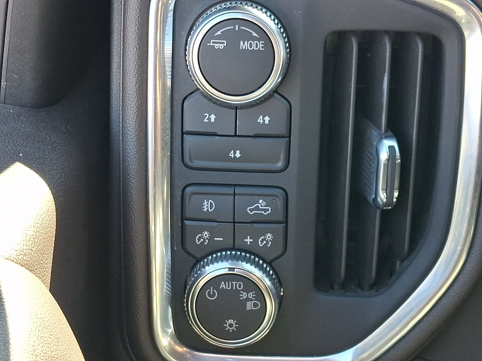 Used 2022 GMC Sierra 3500 SLE w/ SLE Value Package AWD/4WD image 23