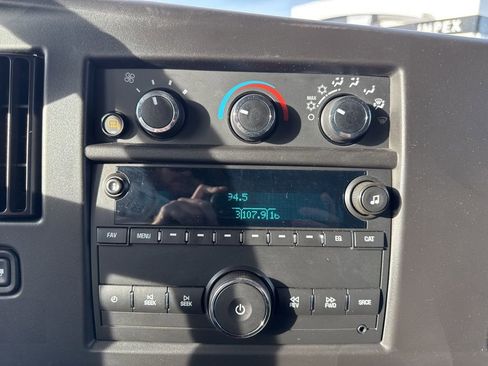 Used 2024 GMC Savana 2500 Work Van w/ Driver Convenience Package image 14