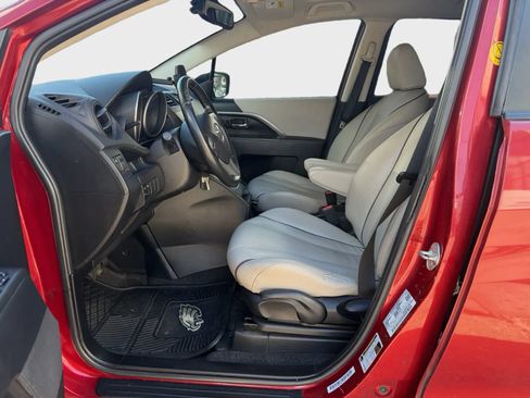 Used 2015 MAZDA MAZDA5 Grand Touring FWD image 9