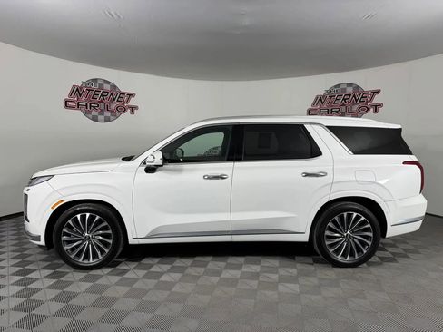 Used 2023 Hyundai Palisade Calligraphy w/ Cargo Package AWD/4WD image 4