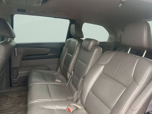 Used 2011 Honda Odyssey Touring image 18