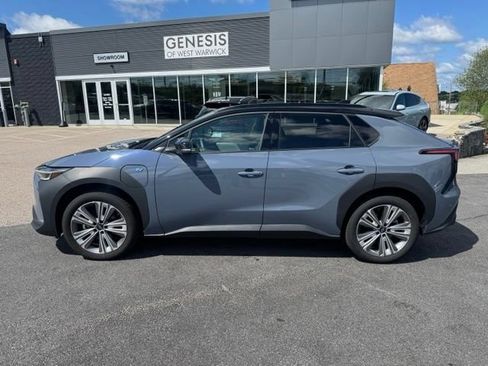 Used 2023 Subaru Solterra AWD image 5