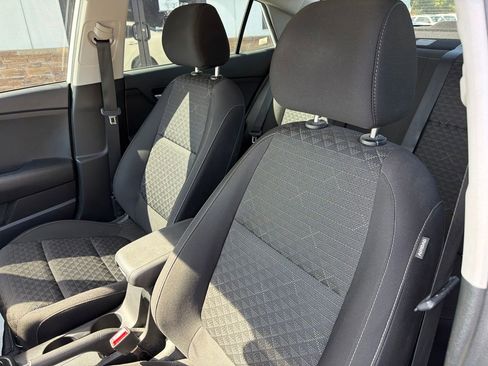 Used 2023 Kia Rio S FWD image 3