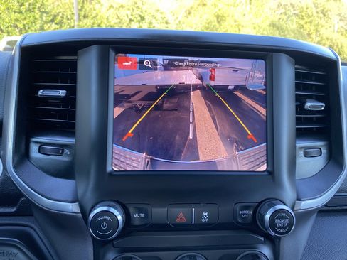 Used 2024 RAM 3500 Big Horn image 27