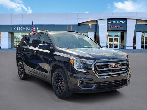 Used 2024 GMC Terrain AT4 w/ Tech Package AWD/4WD image 3