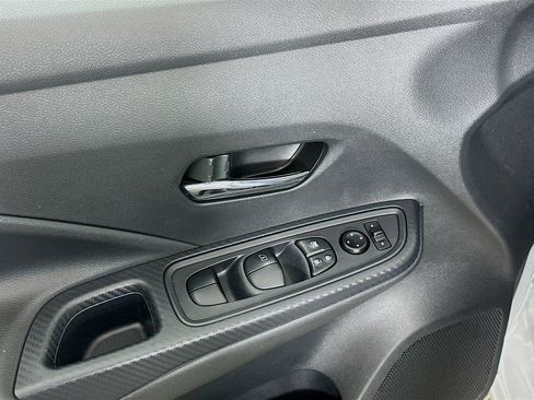 Used 2023 Nissan Versa SV image 15