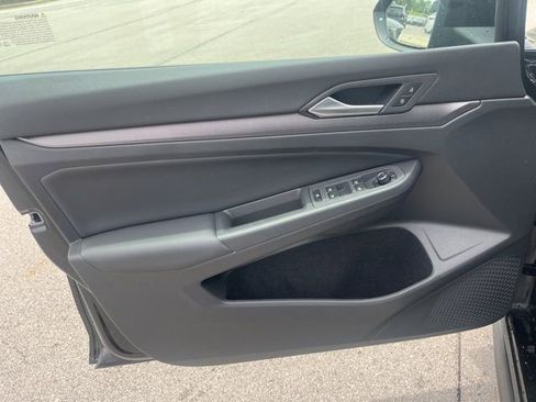 New 2025 Volkswagen GTI SE image 6