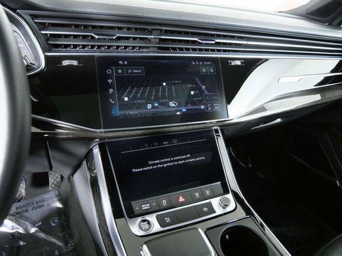Used 2025 Audi Q7 3.0T Premium Plus AWD/4WD image 18