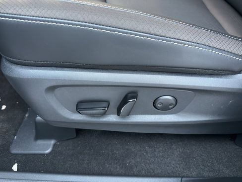 New 2026 Nissan Pathfinder SL image 14