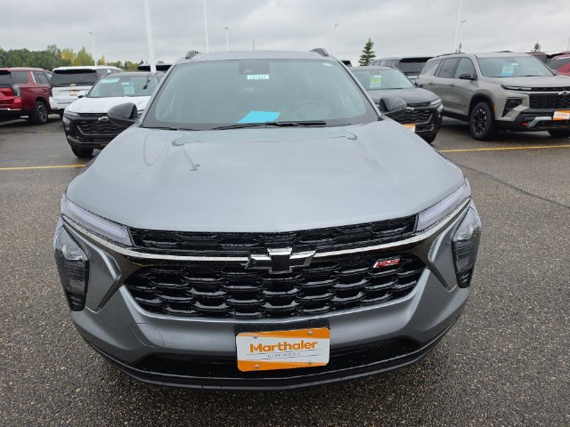 New 2026 Chevrolet Trax RS w/ Driver Confidence Package FWD image 3