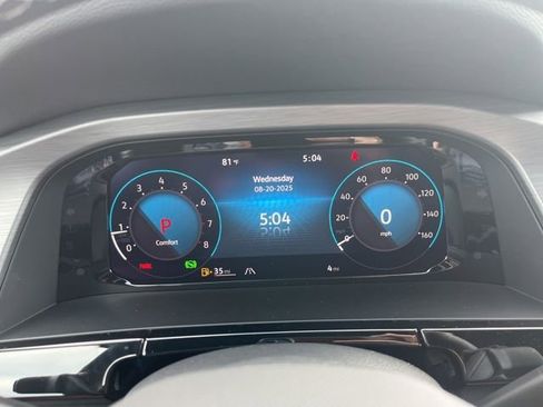 New 2026 Volkswagen Atlas Cross Sport SE image 12