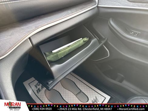 Used 2022 Jeep Grand Cherokee Limited w/ Trailer Tow Prep Group (B) image 22