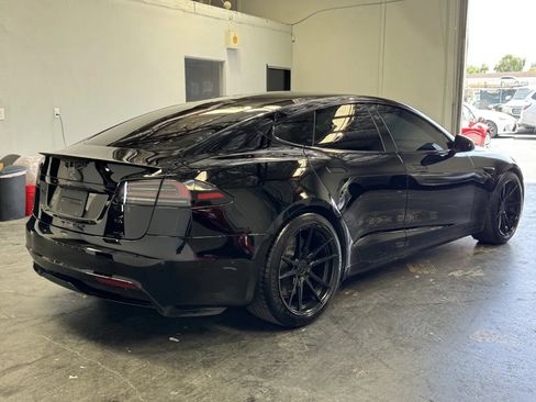 Used 2022 Tesla Model S Plaid AWD/4WD image 4