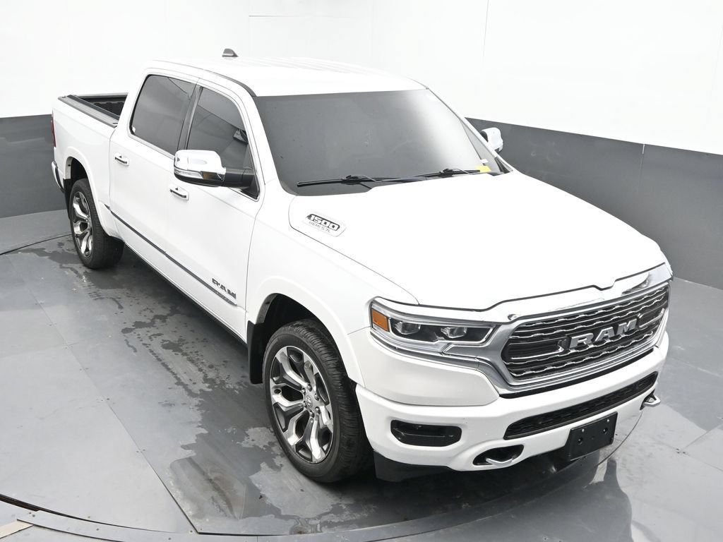Used 2019 RAM 1500 Limited w/ Body Color Bumper Group AWD/4WD image 15