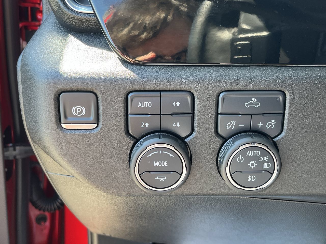 Used 2025 Chevrolet Silverado 1500 RST w/ All Star Edition Plus AWD/4WD image 16