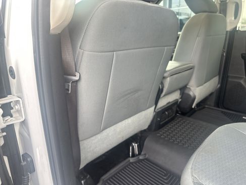 Used 2016 RAM 2500 Tradesman w/ Chrome Appearance Group image 20