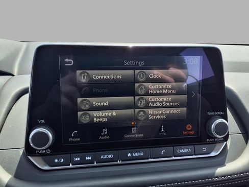 Used 2026 Nissan Rogue SV w/ Cold Weather Package FWD image 7