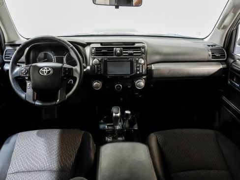 Used 2017 Toyota 4Runner TRD Off-Road AWD/4WD image 15