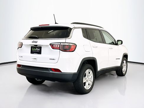 Used 2022 Jeep Compass Latitude AWD/4WD image 9