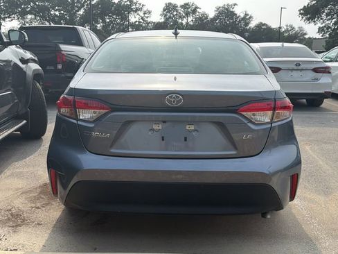 Used 2025 Toyota Corolla LE FWD image 7