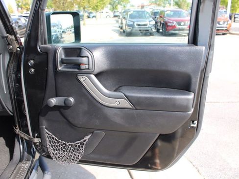 Used 2016 Jeep Wrangler Unlimited Sport w/ Max Tow Package image 20